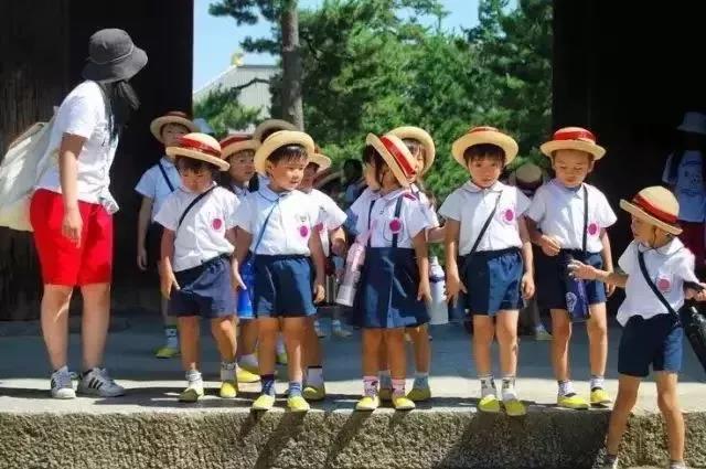 日韓孩子在艾灸，中國孩子跑醫(yī)院，不艾灸VS艾灸差距超乎想象