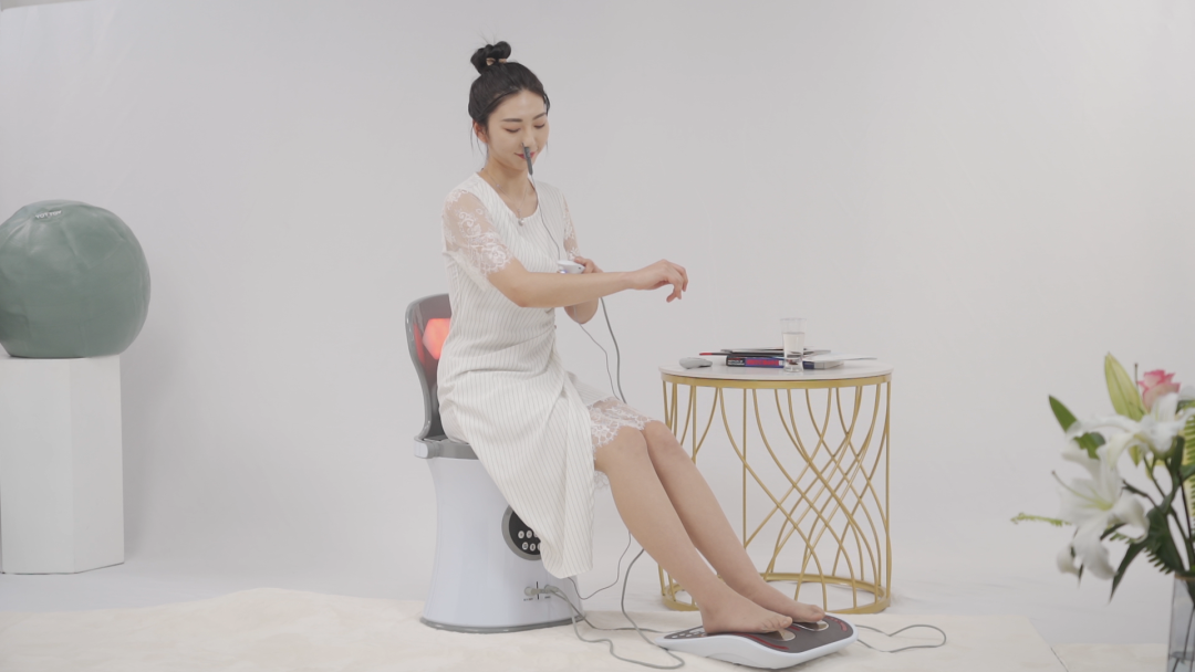 創新|引領|向未來·蘄善堂第七代智能光熏養生儀隆重上市！